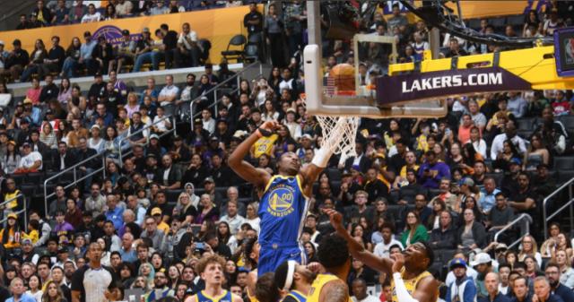 壹号娱乐官网-两战砍50分+7记三分！库明加进化 勇士又造利刃