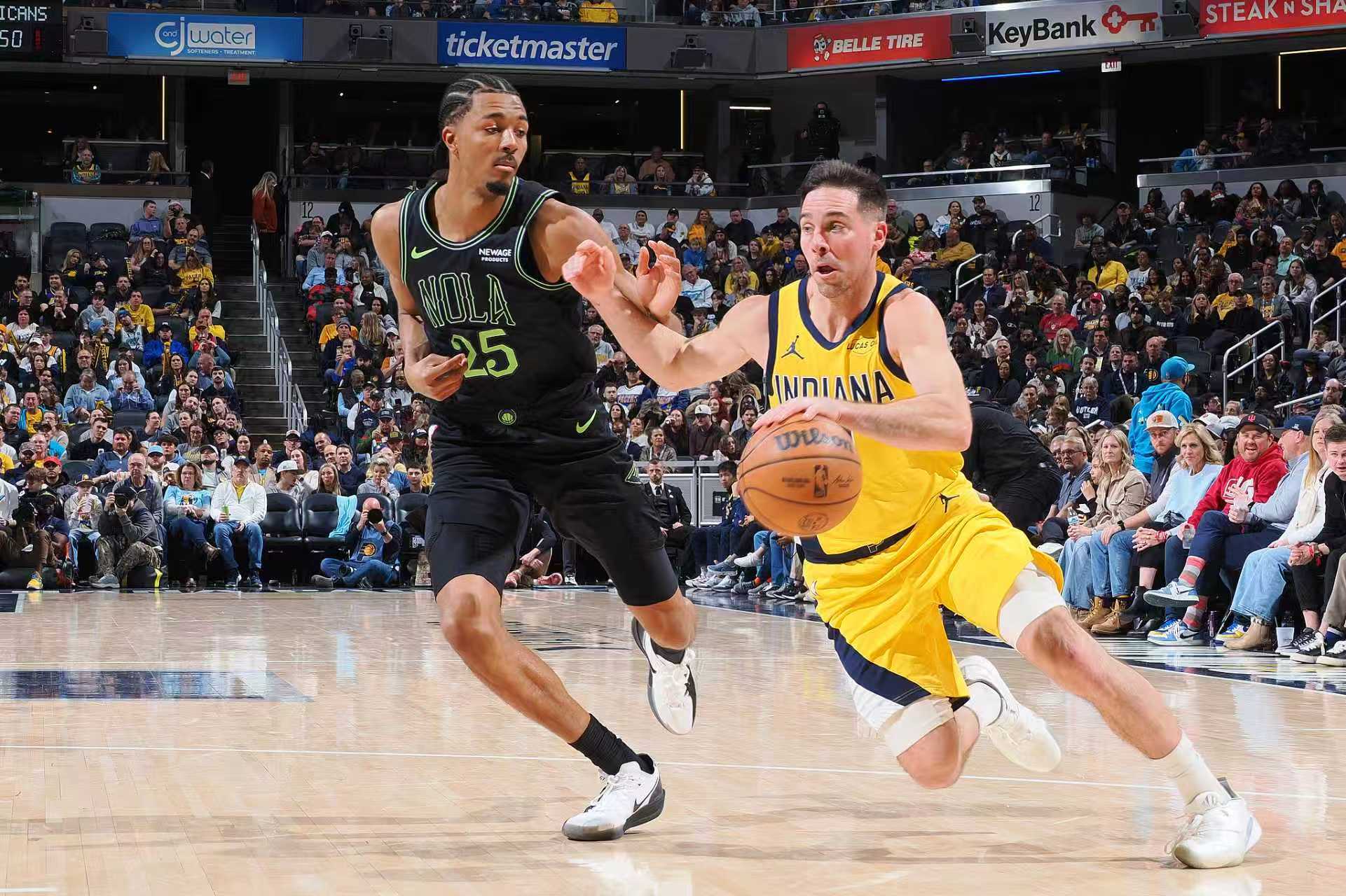 壹号娱乐APP-13连败后5战4胜!落选秀新高29分逆袭 两笔2换1交易提前布局封神