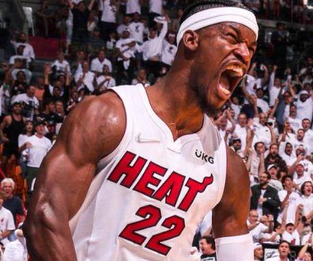 一号-巴特勒狂轰56分彻底疯狂！热火距离黑八仅一胜之遥