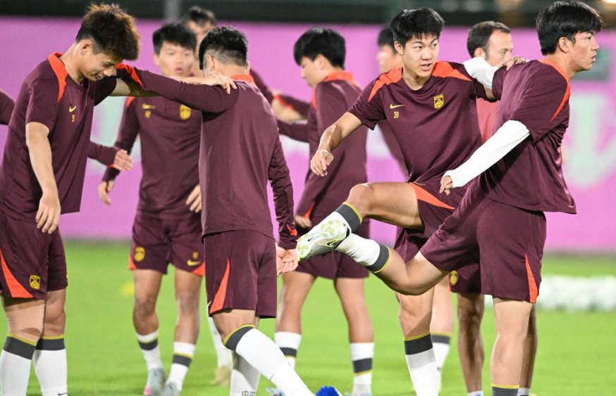 一号-差距大！中国队VS日本队，亚足联给出6大对比，冠军已失去悬念？