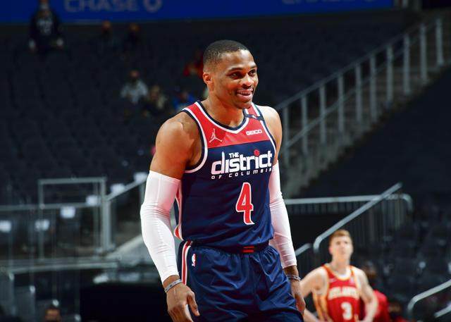 韦少生涯总得分超越拉里·伯德 无比尔奇才已7连败