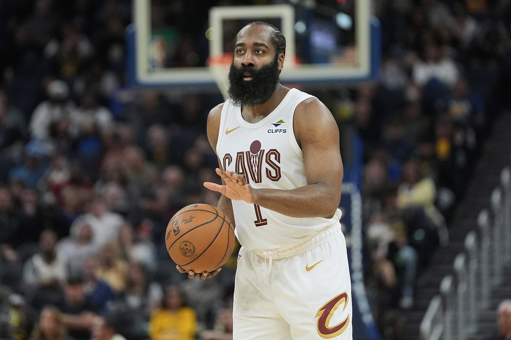 壹号娱乐下载-骑士客战灰熊 哈登&amp;米切尔&amp;斯特鲁斯&amp;托布&amp;韦德&amp;泰森缺席比赛